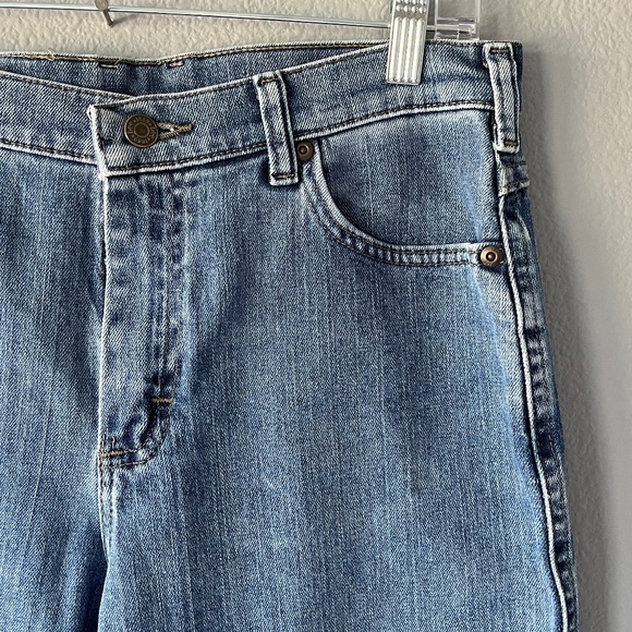 Lee Jeans- Women Relaxed Straight Leg - Picture 4 of 11